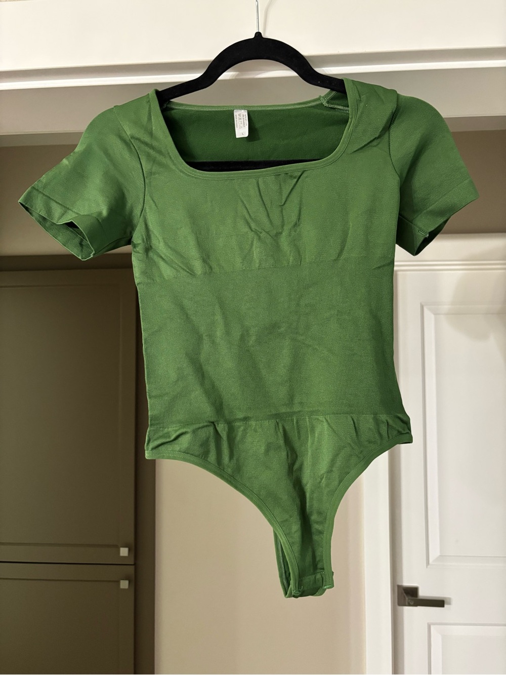 Women’s Green Short-Sleeve One-Piece Bodysuit